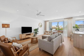Luxury Beachside on Moreton
